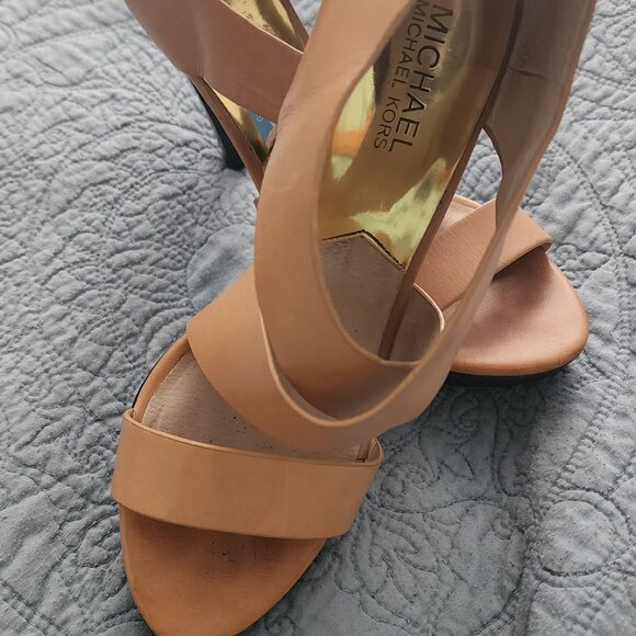 MICHAEL KORS Elena Leather Platform Heels, Tan/Black/Gold, size 8 M - Picture 1 of 5